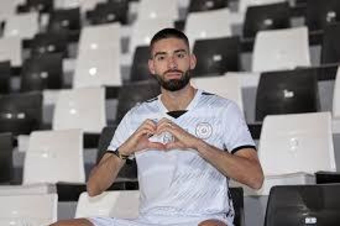 Carrasco exige empregada doméstica para continuar a treinar na Arábia Saudita