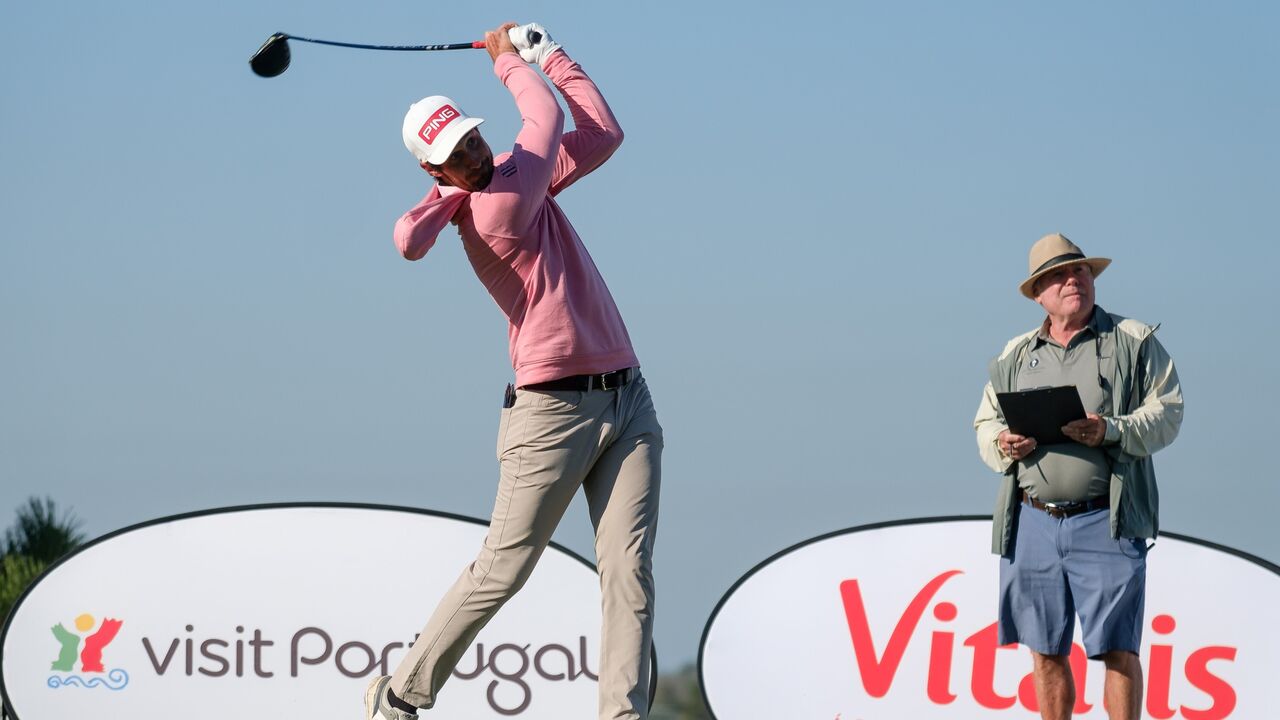 Jogador compete no Open de Portugal de golfe na Aroeira