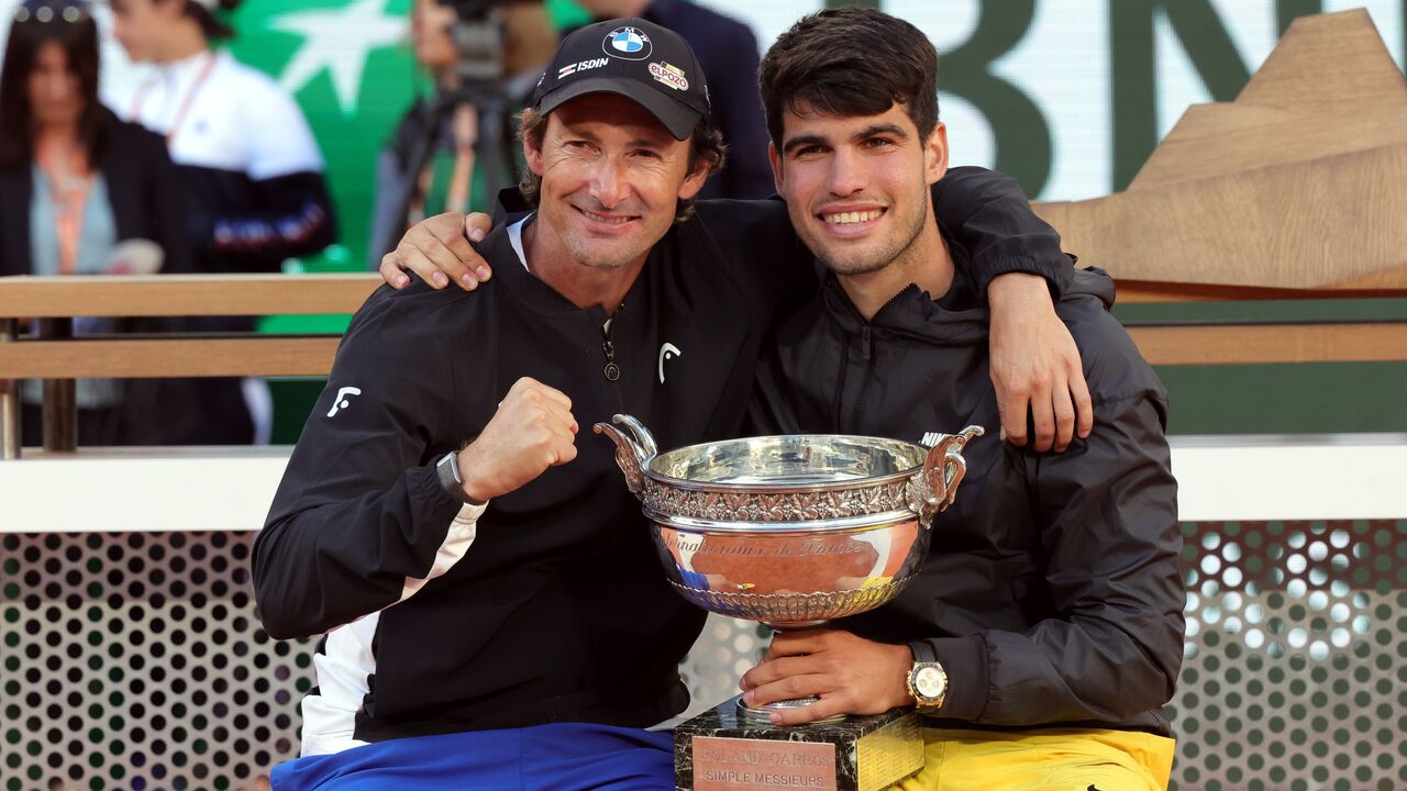 Alcaraz e Ferrero celebram vitória em Roland Garros após rumores de separação