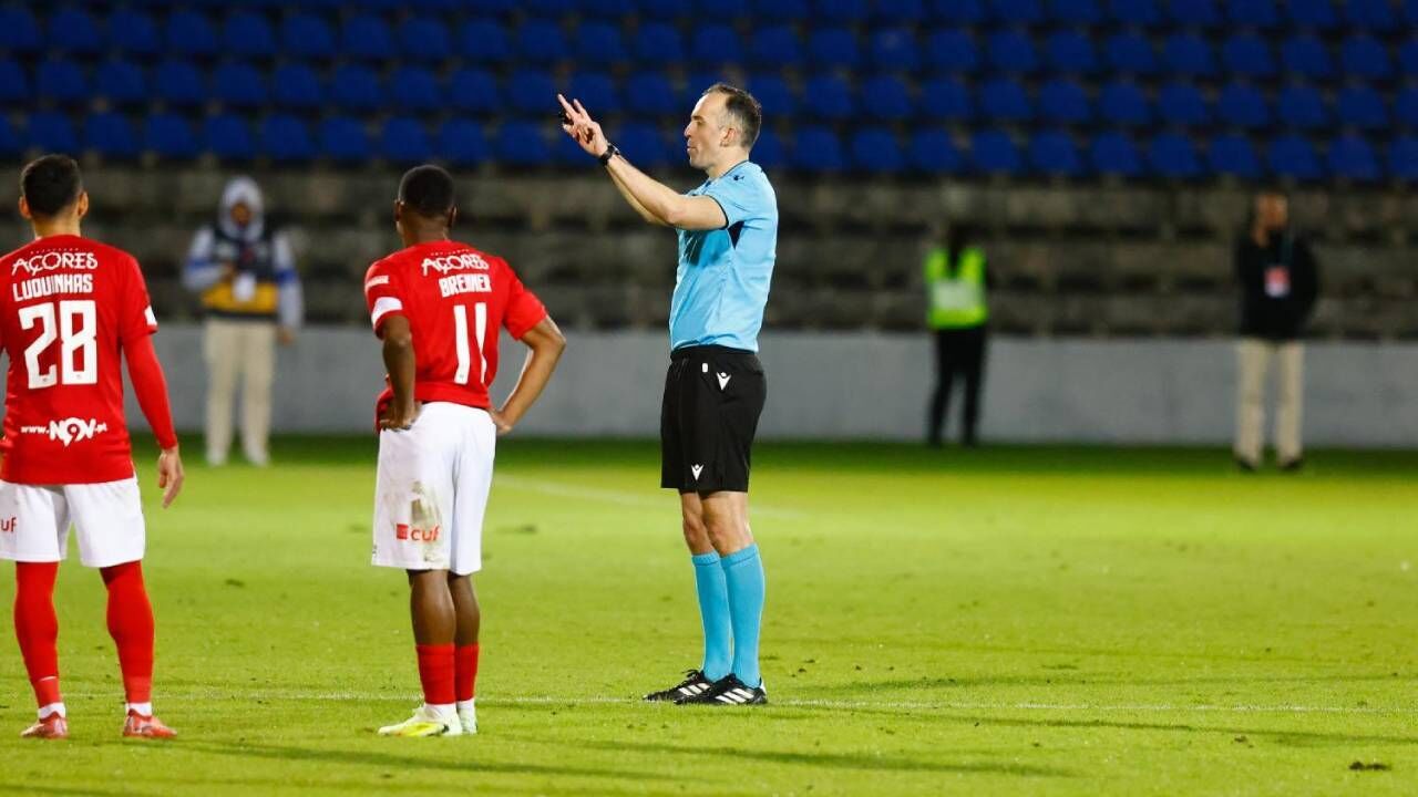 João Pinheiro foi alvo de críticas por parte de responsáveis de Benfica e FC Porto