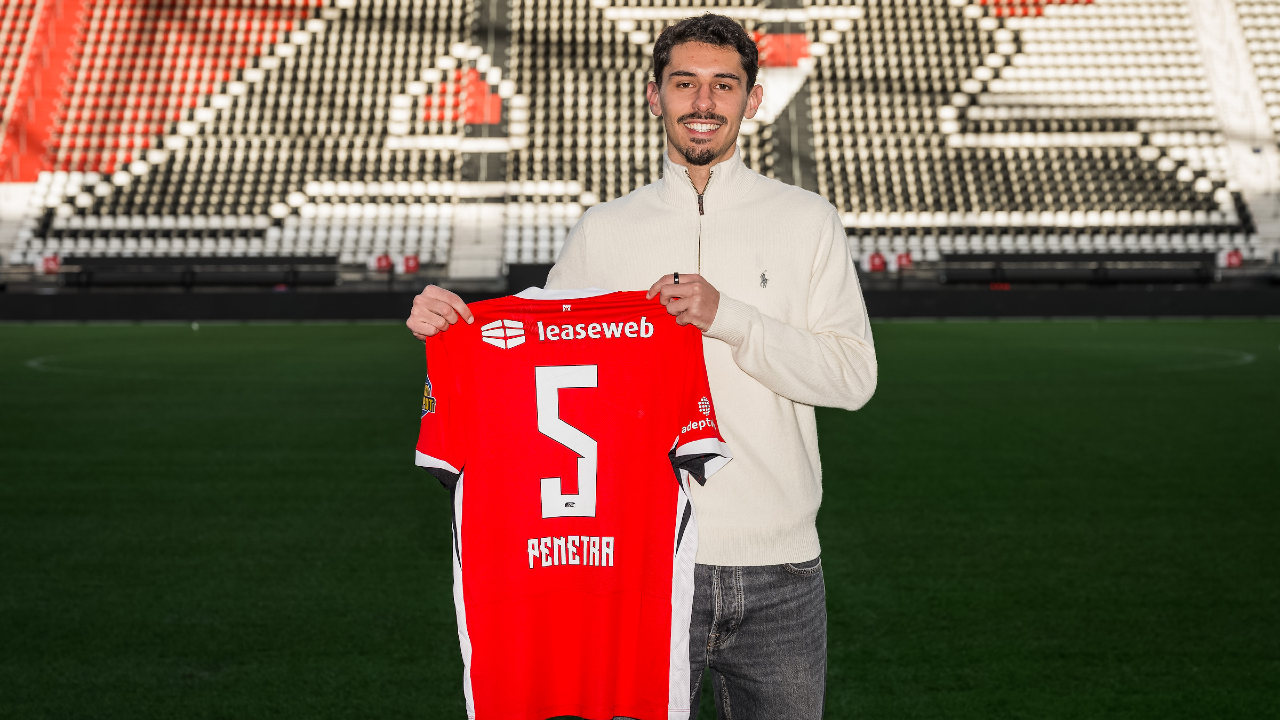 Alexandre Penetra no AZ