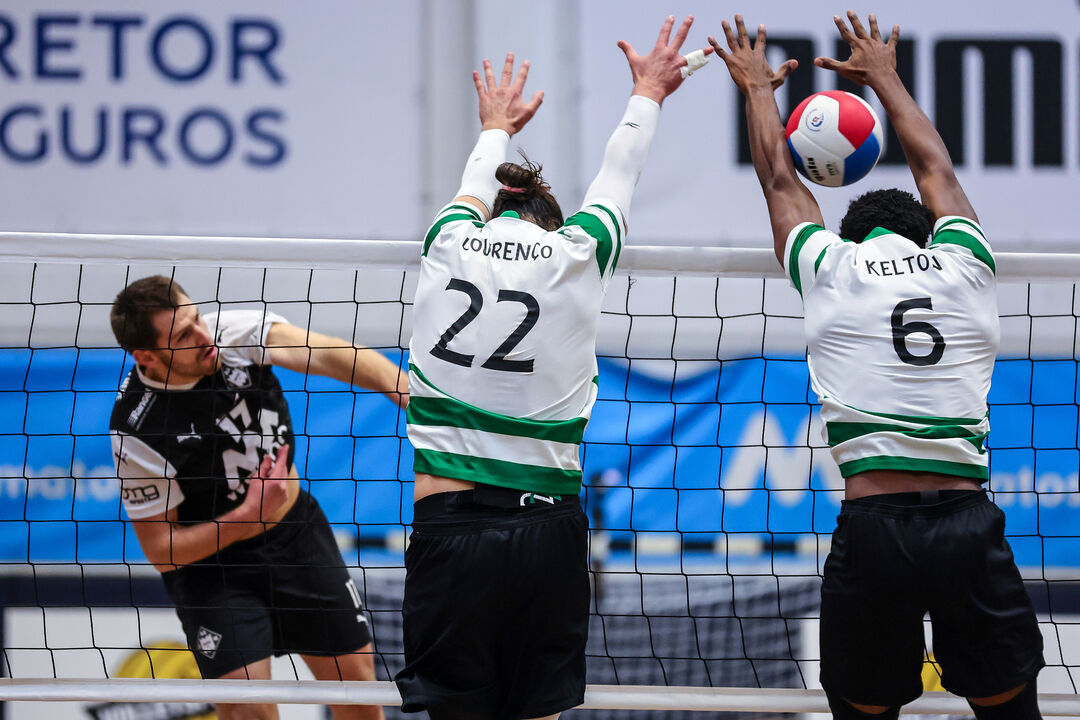 Sporting vence Académica de Espinho e mantém liderança no campeonato