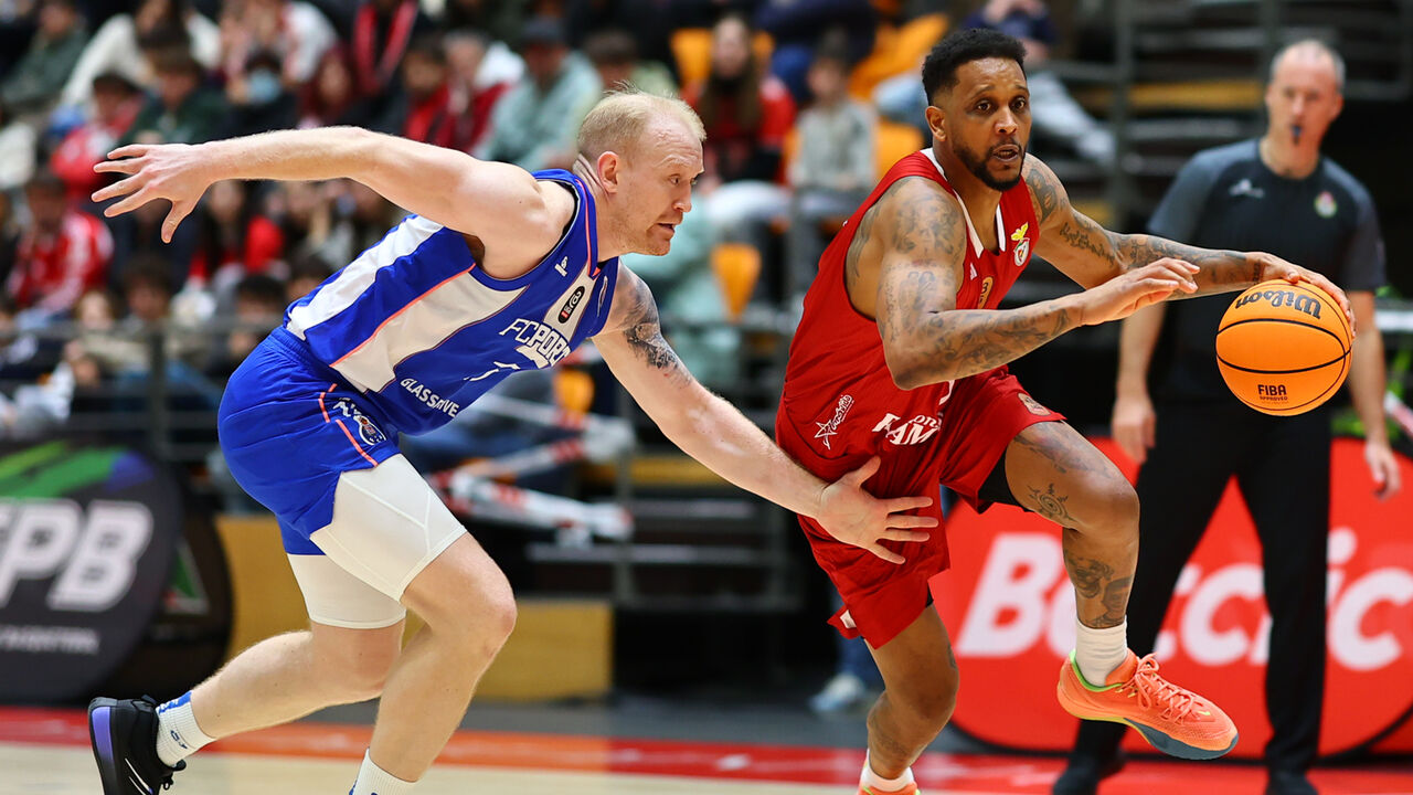 Benfica vence FC Porto na Supertaça de basquetebol e conquista o 16.º troféu