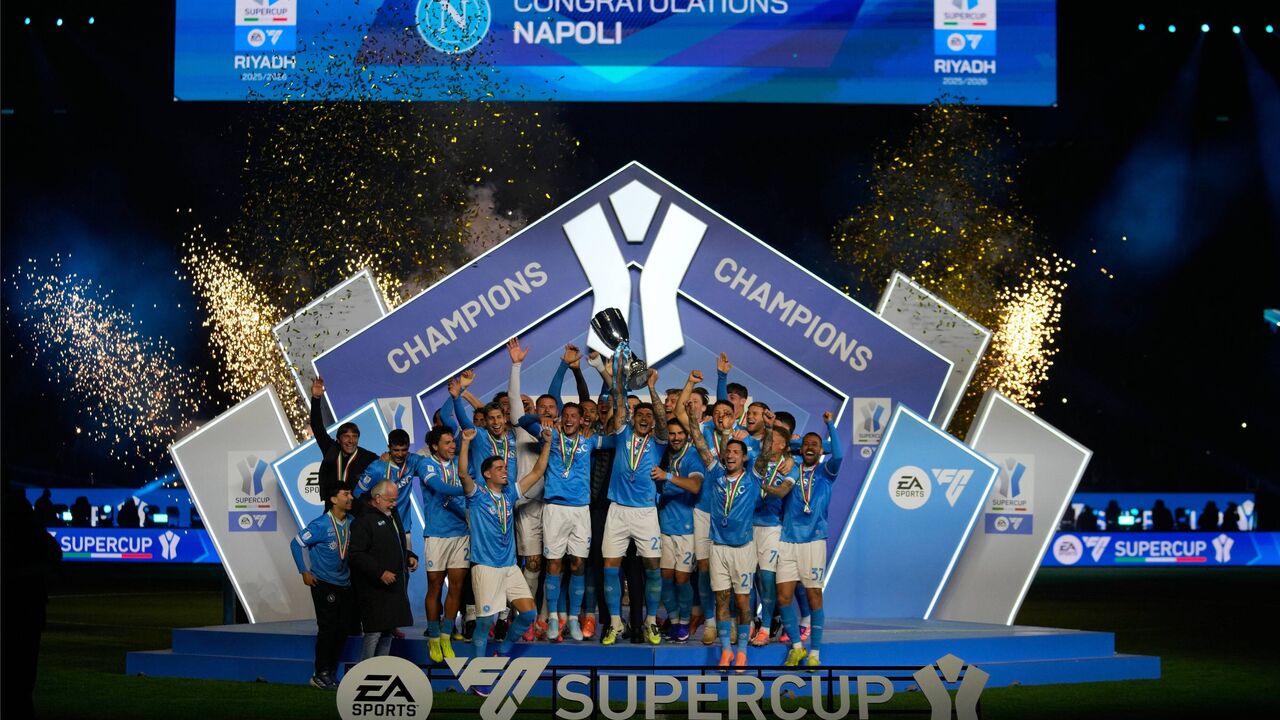Nápoles conquista a Supertaça de Itália