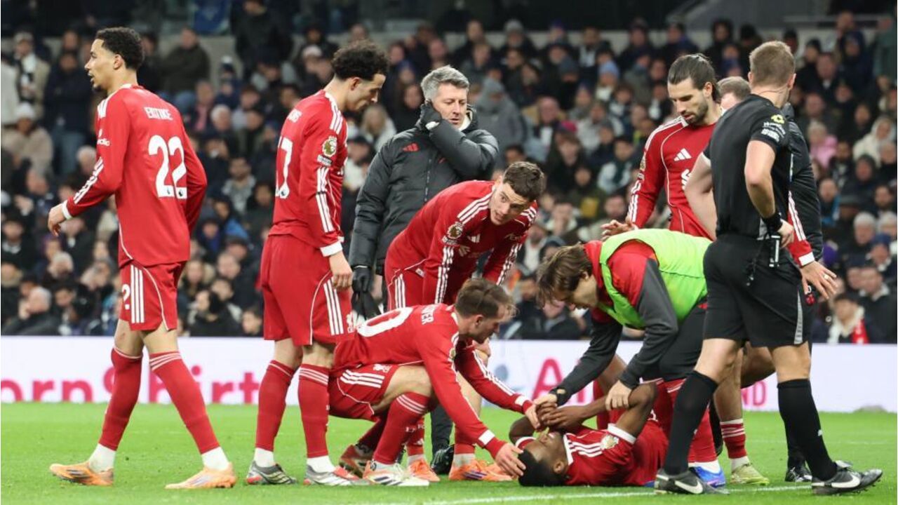 Alexander Isak sofre lesão e desfalca o Liverpool por dois meses