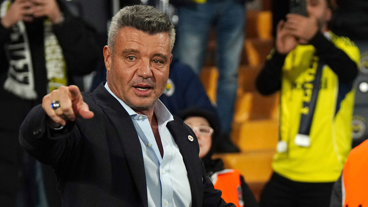 Sadettin Saran, presidente do Fenerbahçe, foi detido por suspeitas de tráfico e consumo de drogas