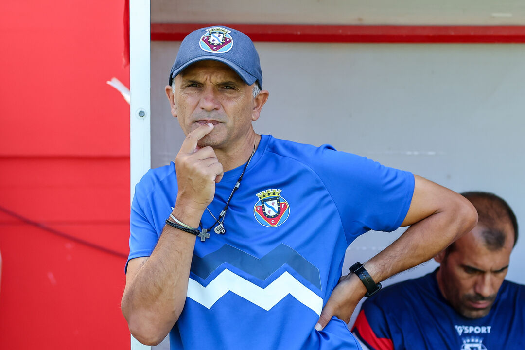 Agostinho Bento, técnico do Felgueiras, é caso único na 2ª Liga