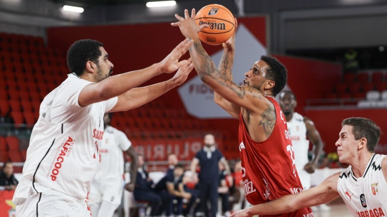 Basquetebol: Benfica enfrenta o Braga na Liga Betclic
