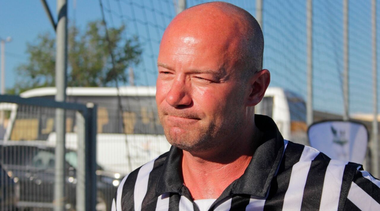 Alan Shearer critica alterações na Premier League