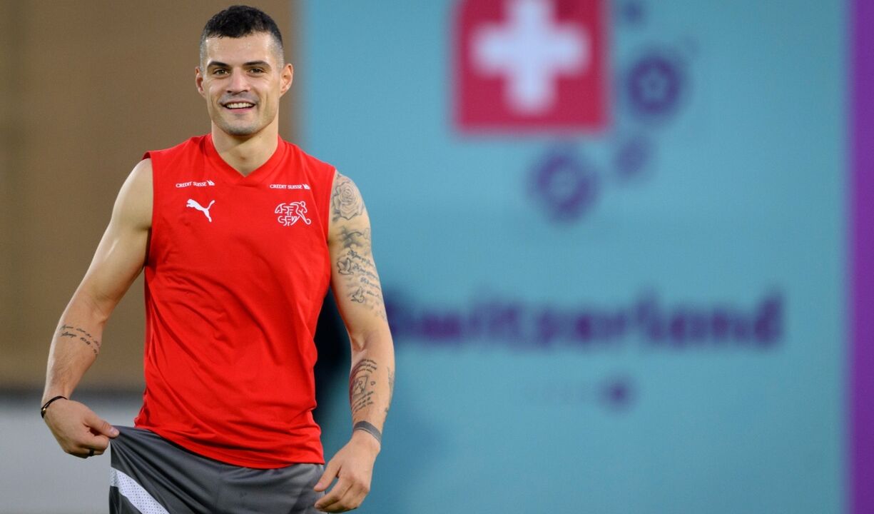Granit Xhaka inspira apoio do capitão do Sunderland a adepto enlutado