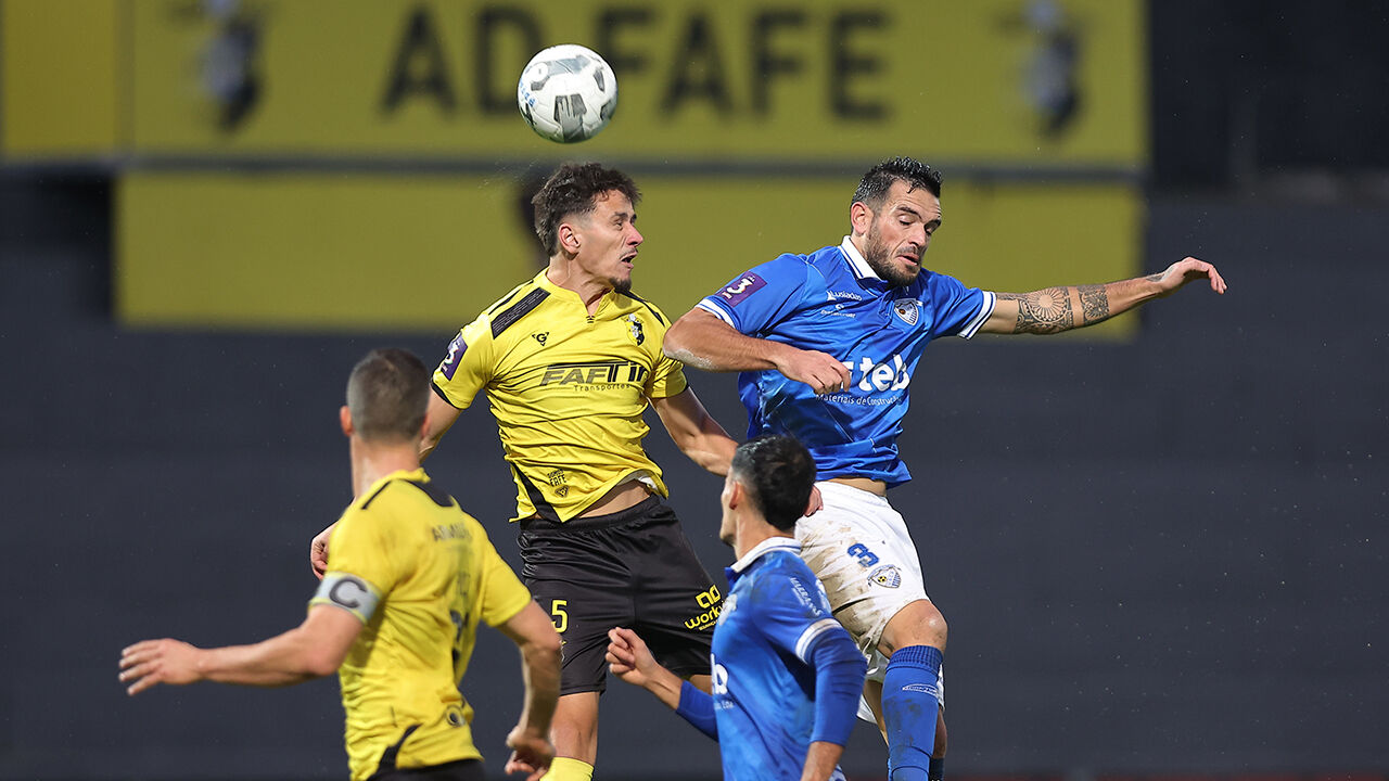 Lusitano de Évora e Fafe disputam vaga para os 'quartos' de final.
