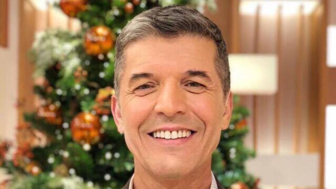 Mais um gatinho na família! João Baião dá as boas-vindas a Francisca