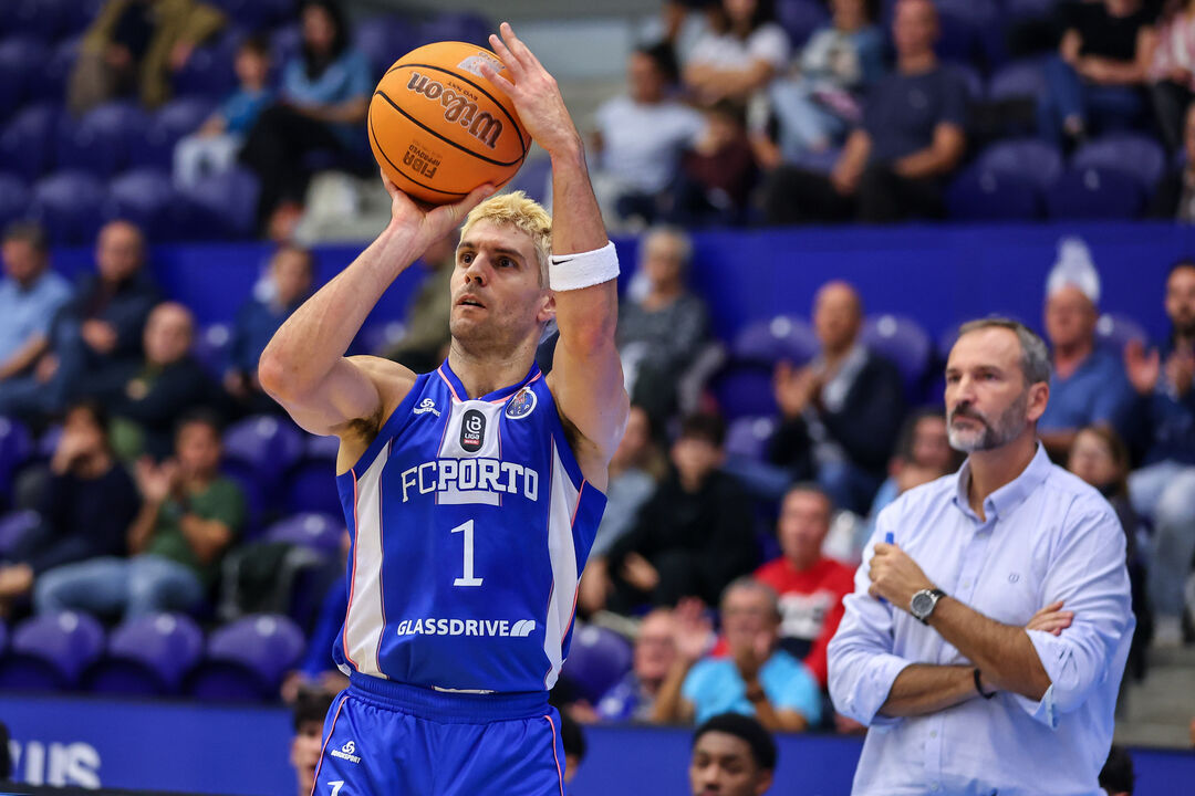 FC Porto vence Galitos no Barreiro com distinção