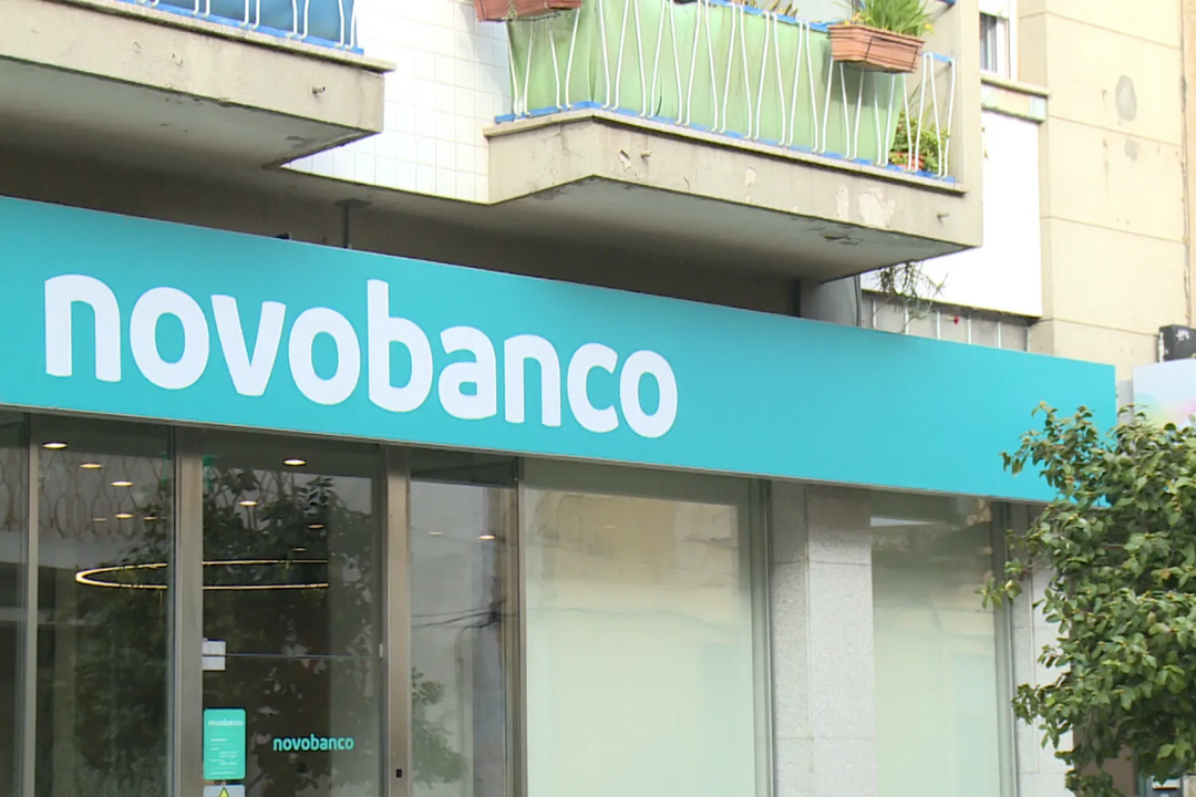 Cliente do Novo Banco lesado em transferência bancária