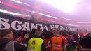 O momento em que os jogadores do Benfica homenagearam o antigo líder dos Diabos Vermelhos