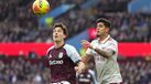 Pau Torres (Aston Villa) e Hincapie (Arsenal) em ação