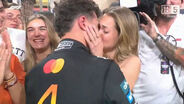 O momento em que Norris festeja com Margarida Corceiro a conquista do Mundial