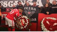 A homenagem do Benfica a Sérgio Caetano, antigo líder dos Diabos Vermelhos