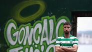 Com direito a graffiti e tudo: as imagens da sessão fotográfica de Gonçalo Inácio após renovar com o Sporting