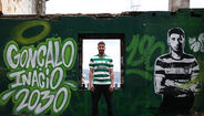 Com direito a graffiti e tudo: as imagens da sessão fotográfica de Gonçalo Inácio após renovar com o Sporting