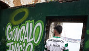Com direito a graffiti e tudo: as imagens da sessão fotográfica de Gonçalo Inácio após renovar com o Sporting