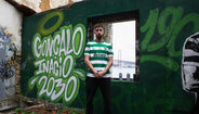 Com direito a graffiti e tudo: as imagens da sessão fotográfica de Gonçalo Inácio após renovar com o Sporting