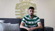 As imagens da sessão fotográfica de Gonçalo Inácio após renovar com o Sporting