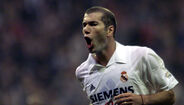 16. Zidane (Juventus - Real Madrid, 2001 - 77.5M€): 141M€