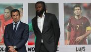 Adebayor critica tratamento de Salah 