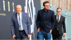 Neto de Pinto da Costa evoca o avô e o livro 'Azul até ao fim'