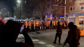 Confrontos marcam manifestação contra o orçamento do governo búlgaro para 2026