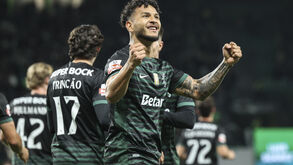 Luis Suárez tem 12 golos na época, nove deles no campeonato