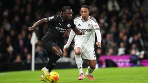 Jogo da Premier League entre Fulham e Manchester City