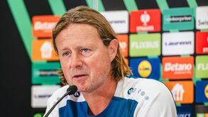 Bo Henriksen já não é treinador do lanterna-vermelha Mainz