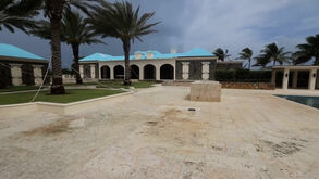 Reveladas imagens inéditas da ilha privada de Jeffrey Epstein 