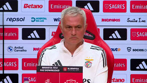 Mourinho, o Ferrari e a 'fama de forreta': «Agora guio um BMW que o Benfica me deu»