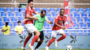 Andreas Samaris representou o Benfica na Liga Portugal Legends