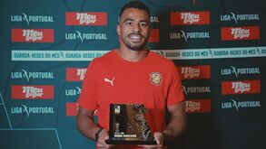 Samu Silva dedica prémio de guarda-redes do mês ao grupo: «Sem eles, não teria conquistado esta distinção»
