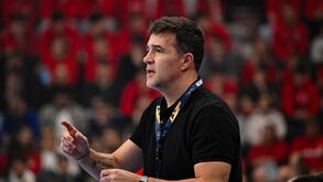 Ricardo Costa contesta arbitragem: «Há situações que a este nível é difícil explicar»