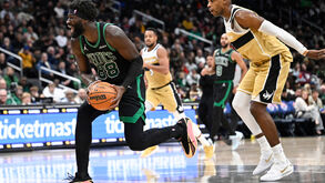 Neemias Queta soma 17 pontos na NBA no claro triunfo dos Celtics em Washington