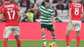Gonçalo Inácio em ação no dérbi com o Benfica