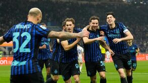 Inter vence