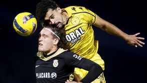 Alverca bate Nacional