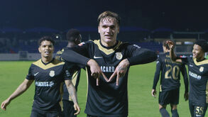 Marezi saltou do banco para ser herói