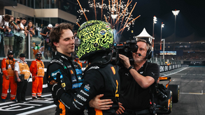 Oscar Piastri felicitou Lando Norris pela conquista do Mundial de Fórmula 1