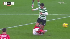 Trincão torceu o pé esquerdo em lance com Leandro Barreiro