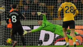 Bruno Fernandes bisou