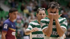 Sporting vence Torreense 