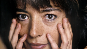 «Há a ideia de que as mulheres bonitas são estúpidas»: Clara Pinto Correia fez sempre crítica feroz aos preconceitos