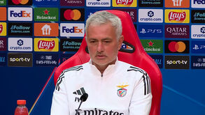 Mourinho e a aposta nos jovens: «Têm potencial mas alguém tem de os meter lá dentro»